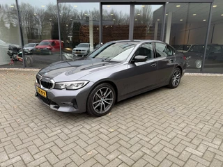 BMW 3 Serie 320i Sportline,Leer,LED,Stoelverw,Carplay,Dealer OH
