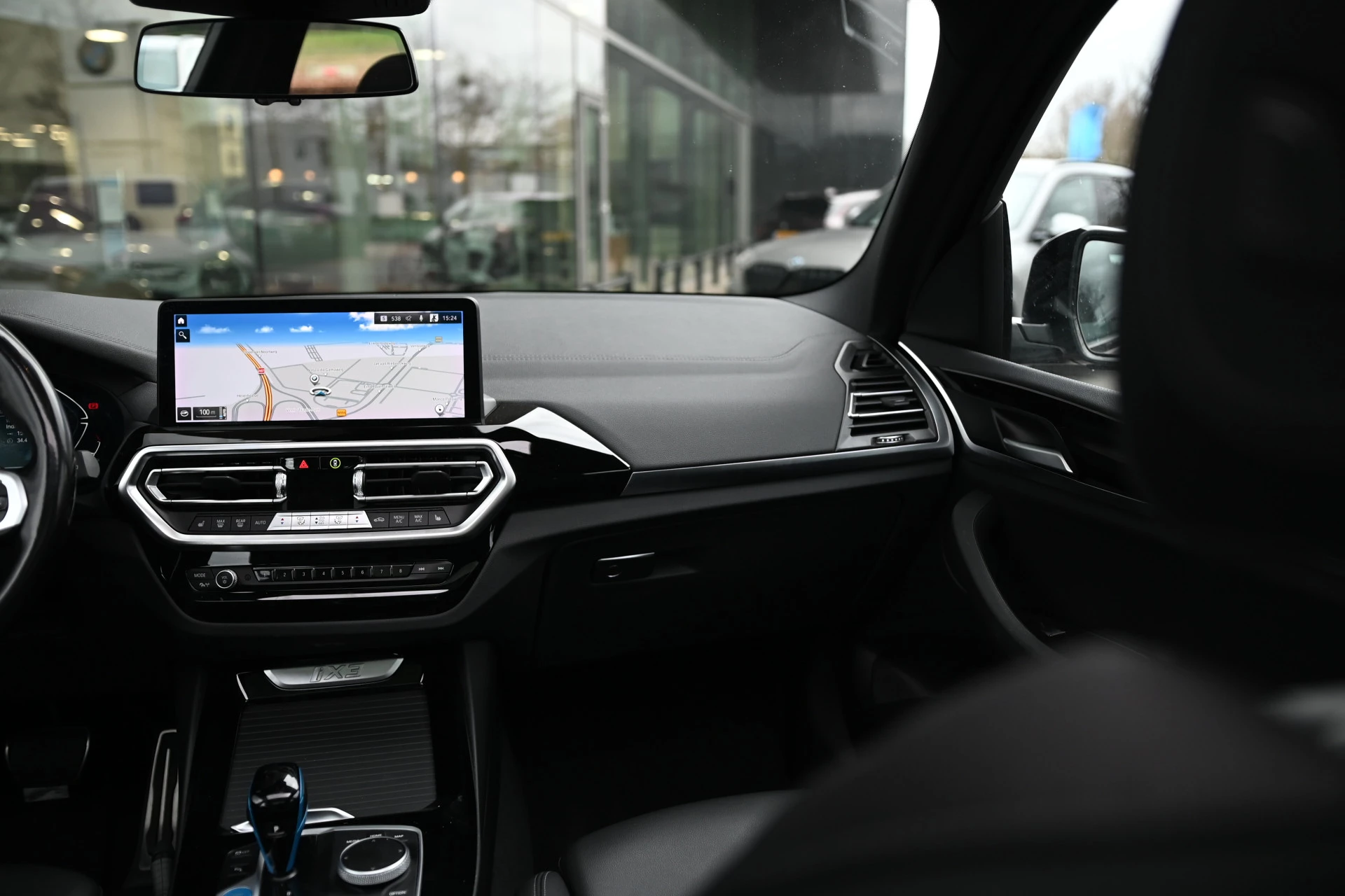 Hoofdafbeelding BMW iX3