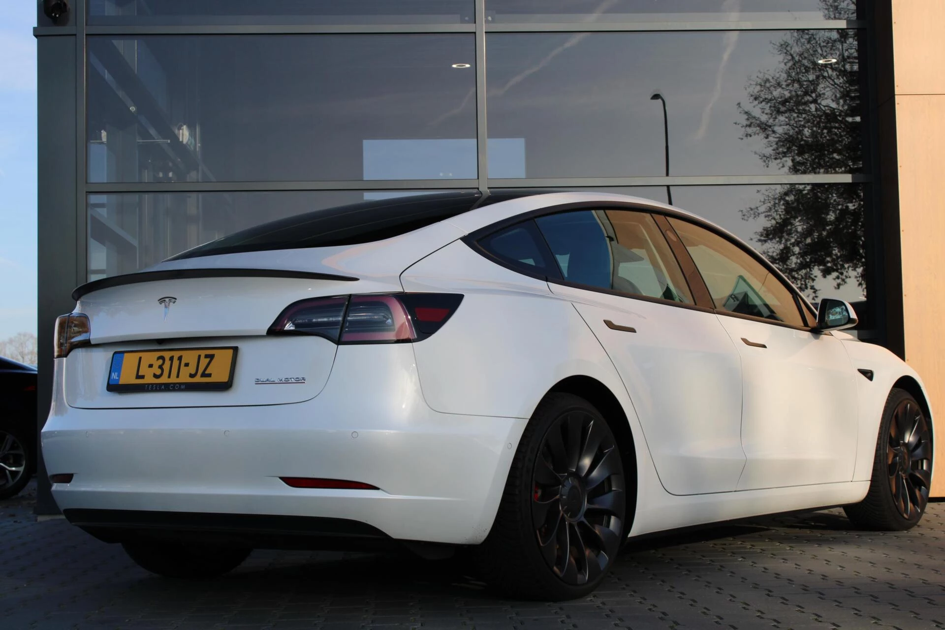 Hoofdafbeelding Tesla Model 3
