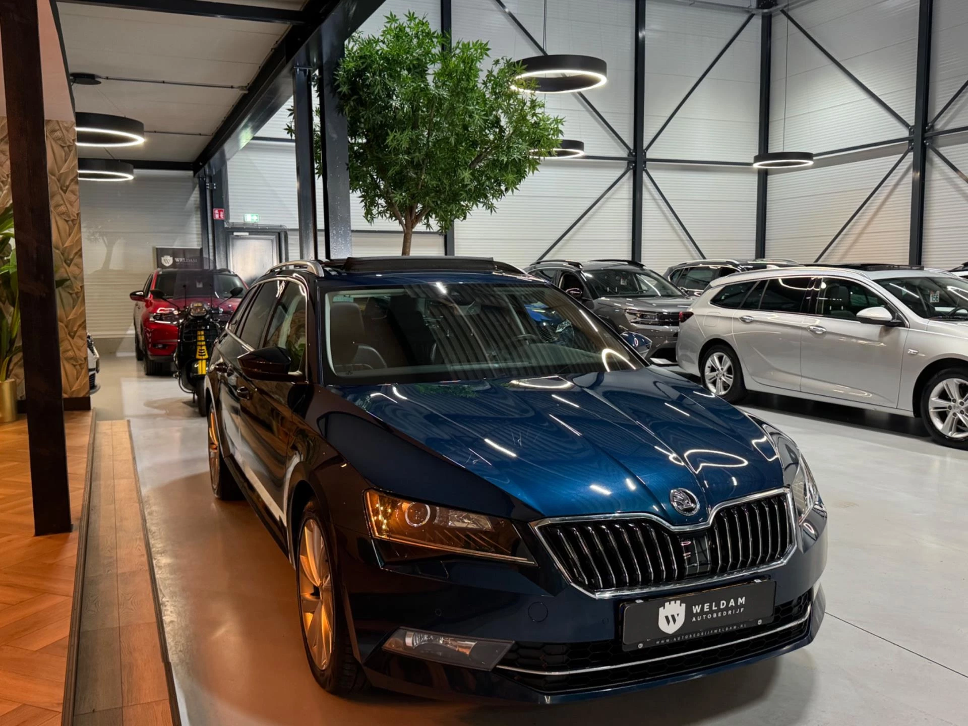 Hoofdafbeelding Škoda Superb