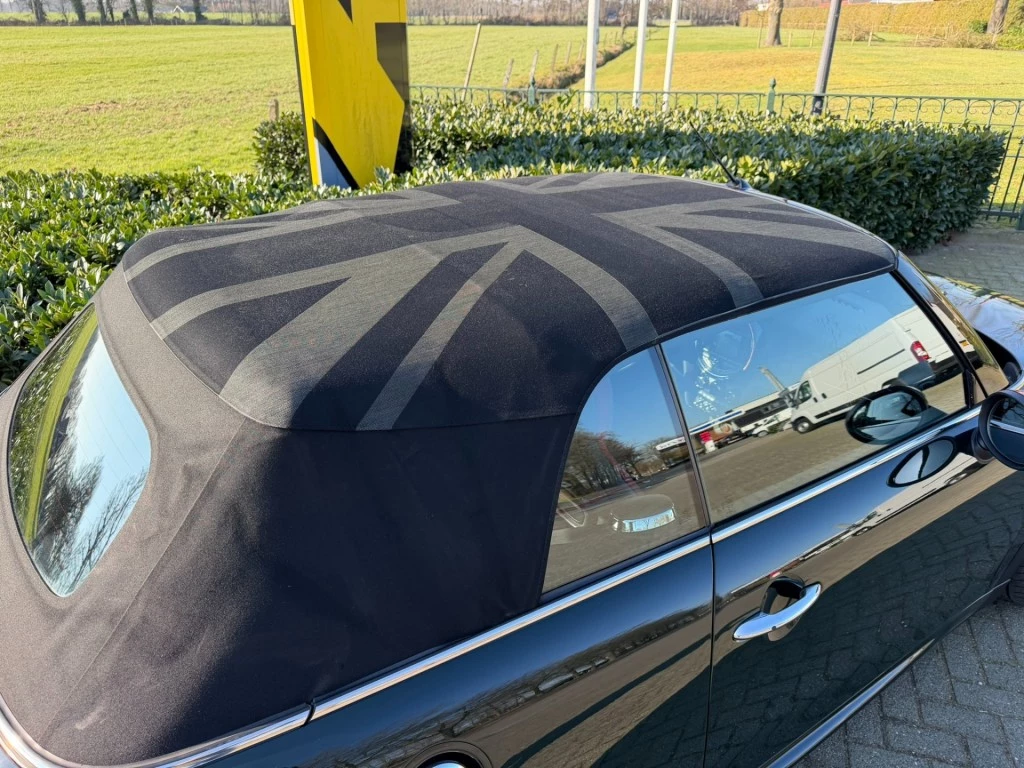 Hoofdafbeelding MINI Cabrio