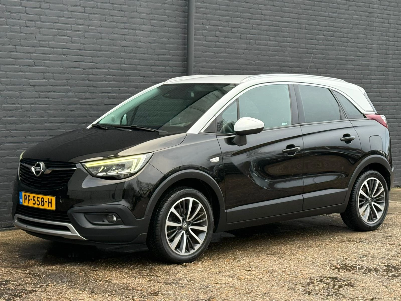 Hoofdafbeelding Opel Crossland X
