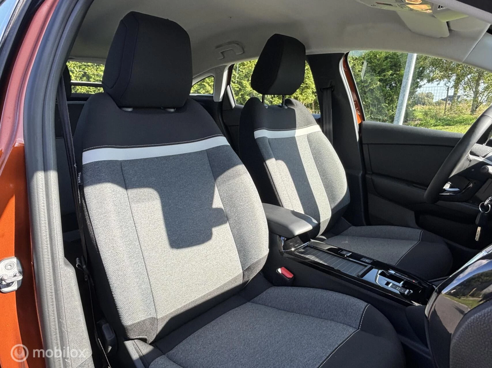 Hoofdafbeelding Citroën ë-C4