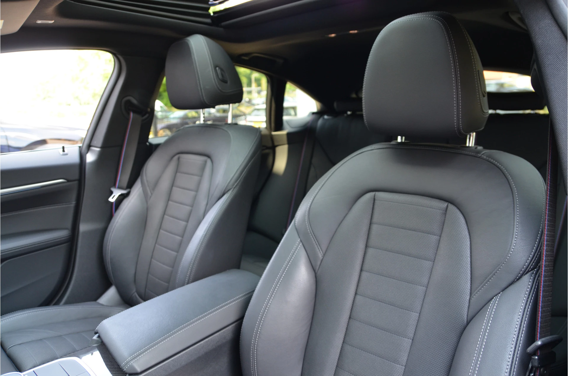 Hoofdafbeelding BMW i4