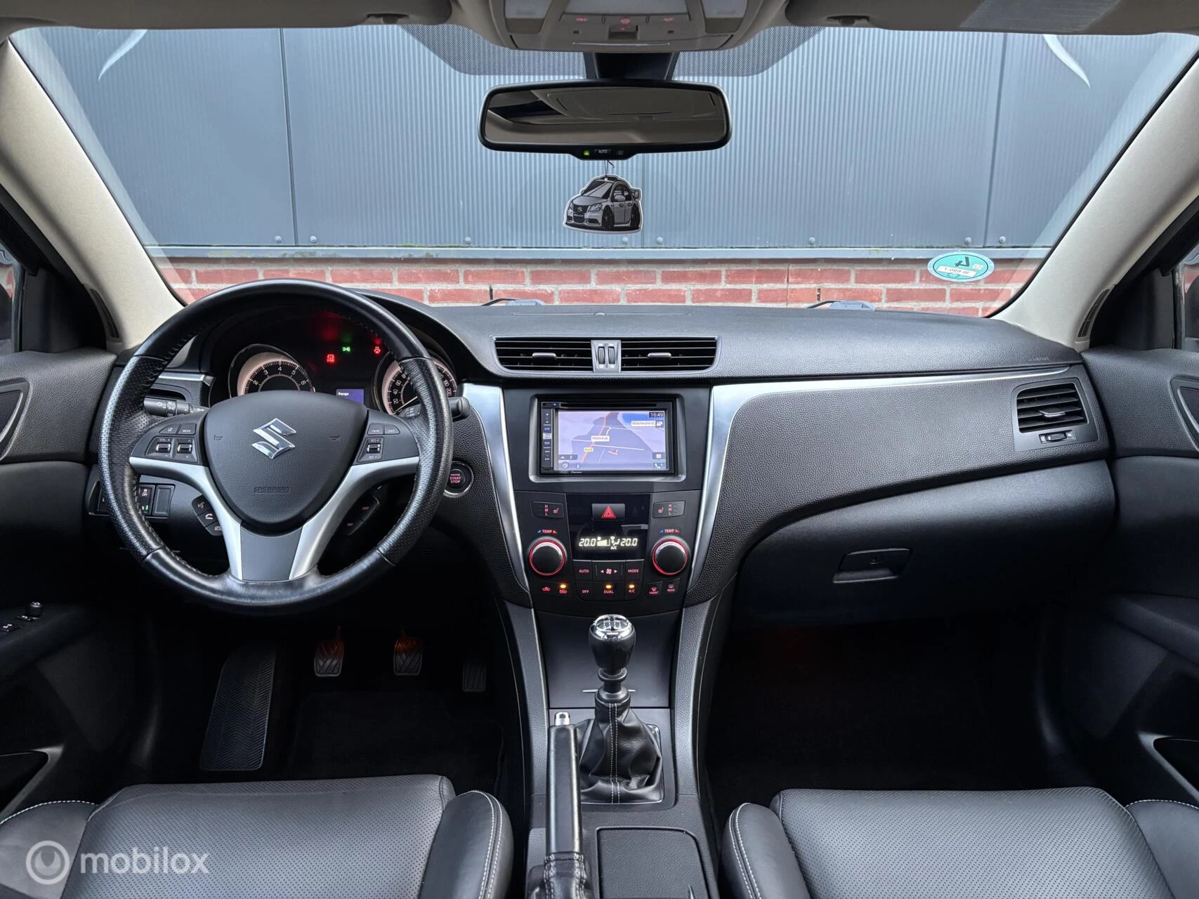 Hoofdafbeelding Suzuki Kizashi