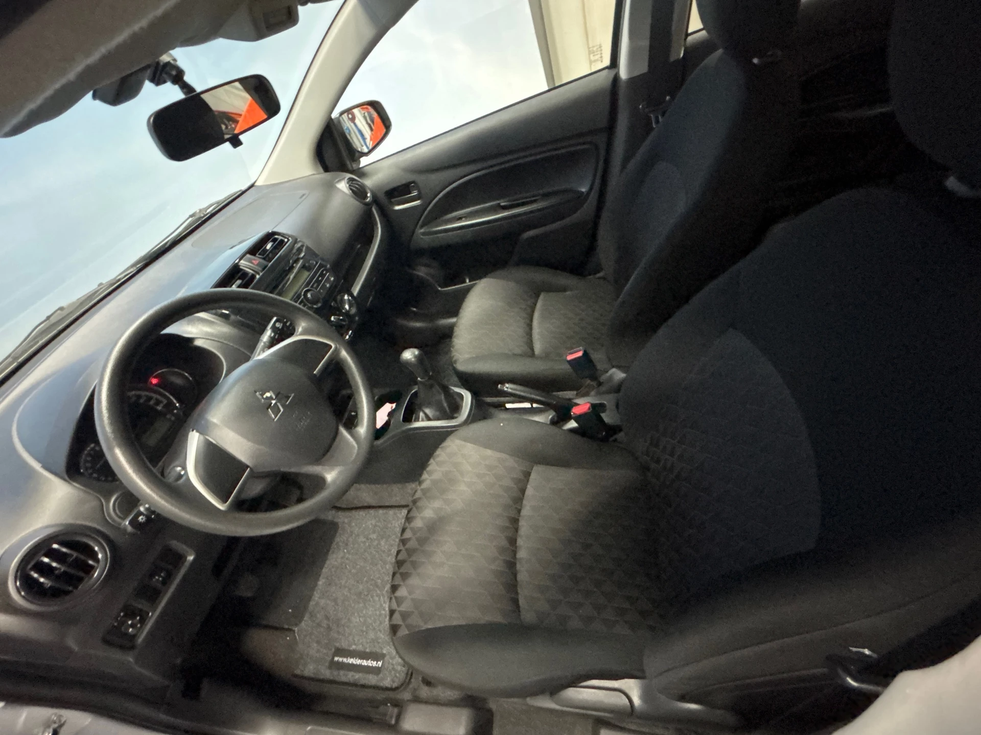 Hoofdafbeelding Mitsubishi Space Star