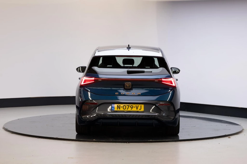 Hoofdafbeelding CUPRA Born