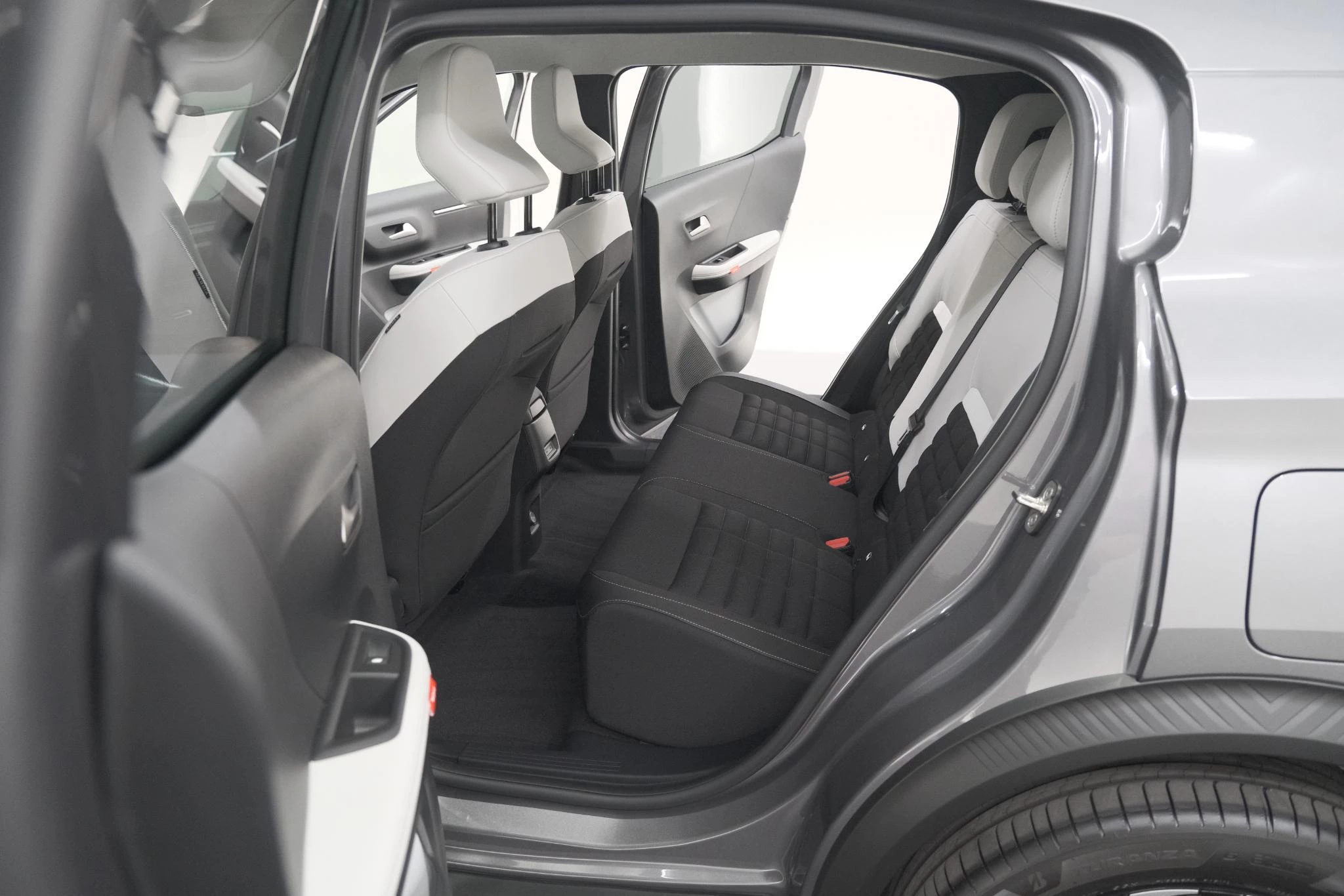 Hoofdafbeelding Citroën ë-C3 Aircross