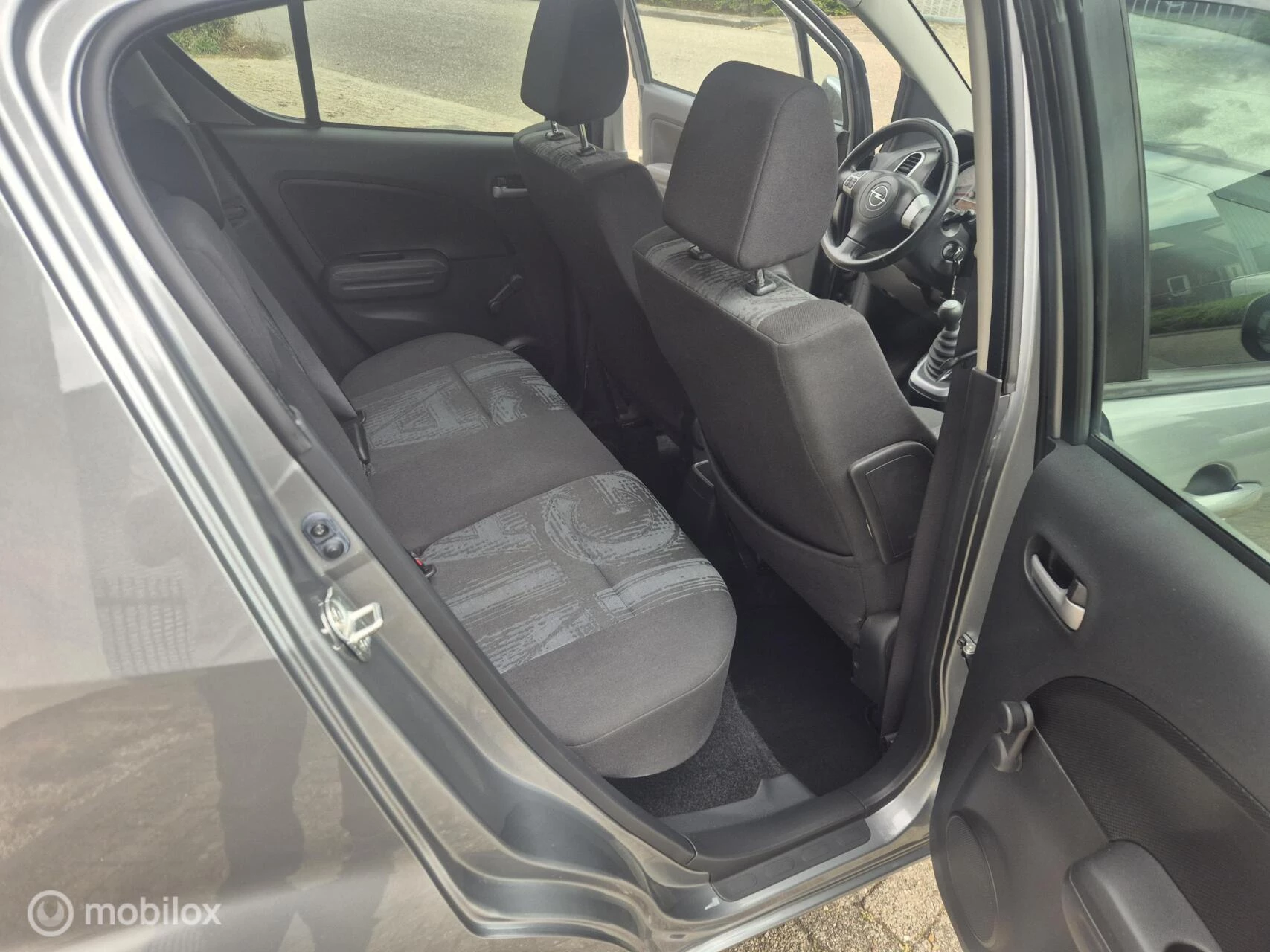 Hoofdafbeelding Opel Agila