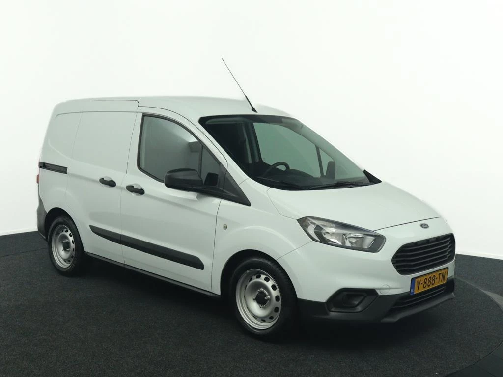Hoofdafbeelding Ford Transit Courier