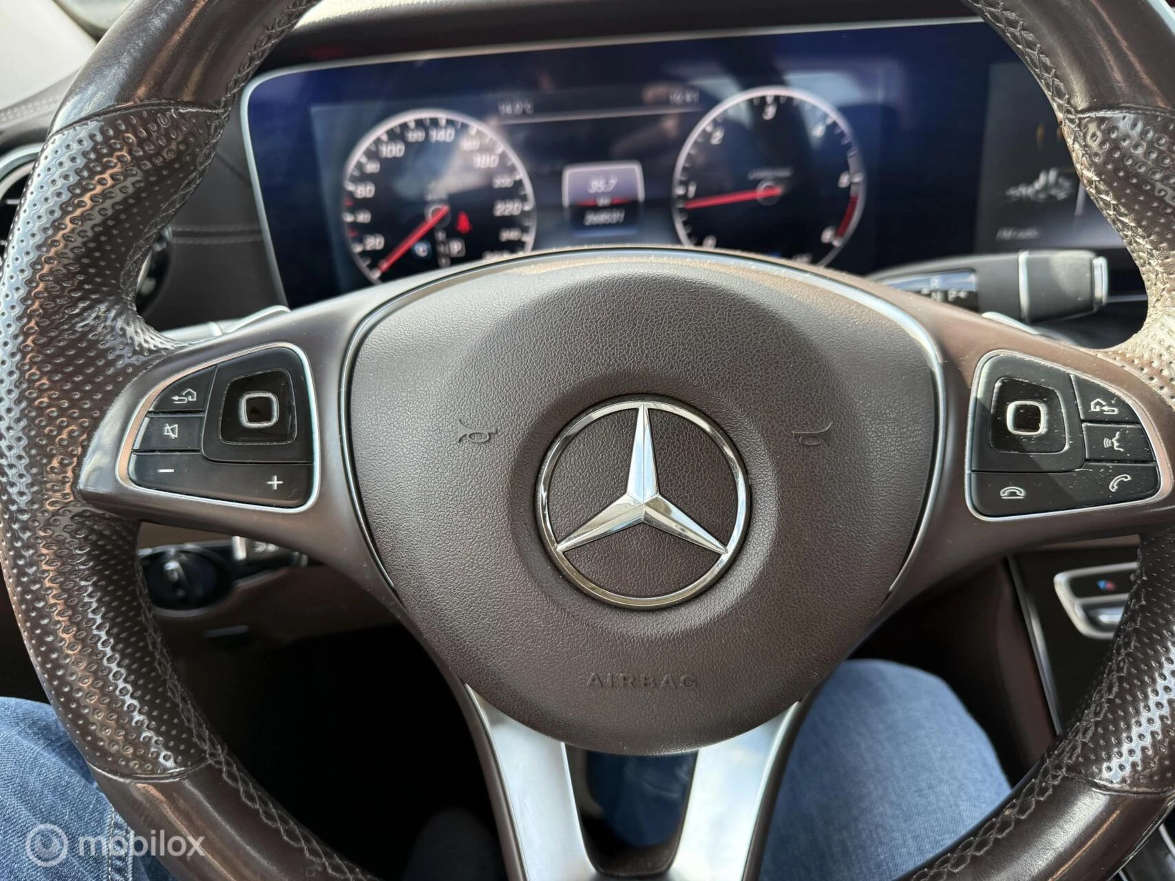 Hoofdafbeelding Mercedes-Benz E-Klasse