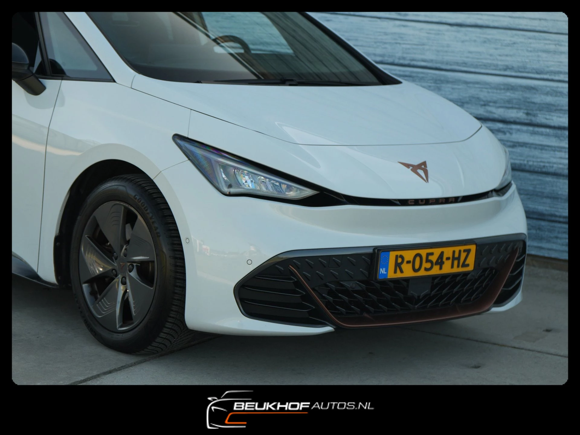 Hoofdafbeelding CUPRA Born