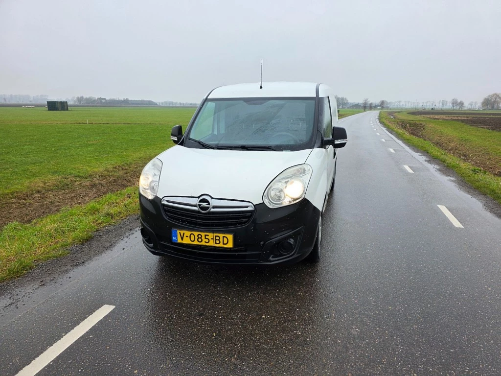 Hoofdafbeelding Opel Combo
