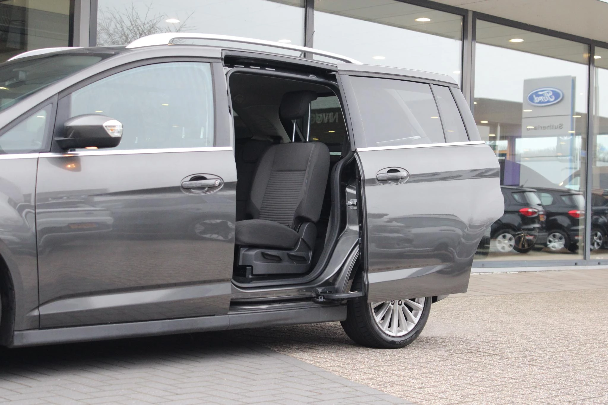 Hoofdafbeelding Ford Grand C-Max