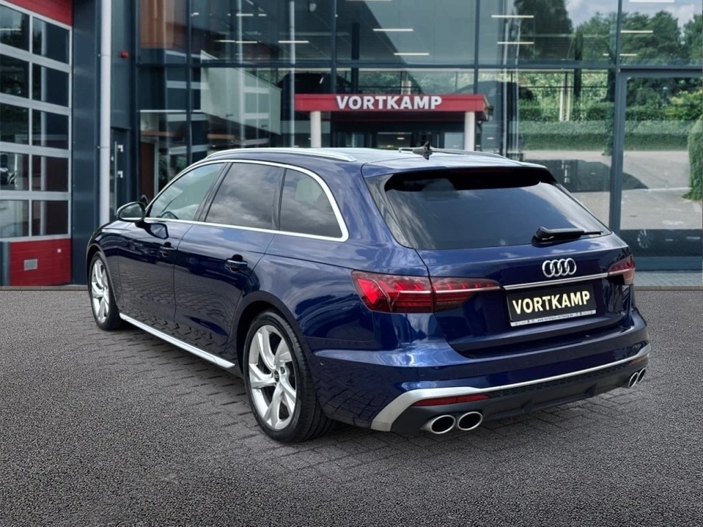 Hoofdafbeelding Audi S4