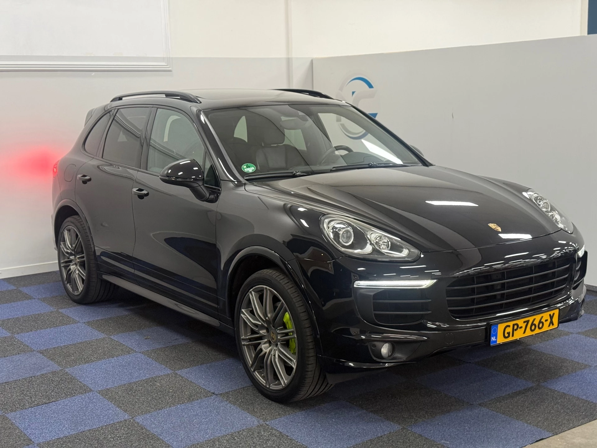 Hoofdafbeelding Porsche Cayenne