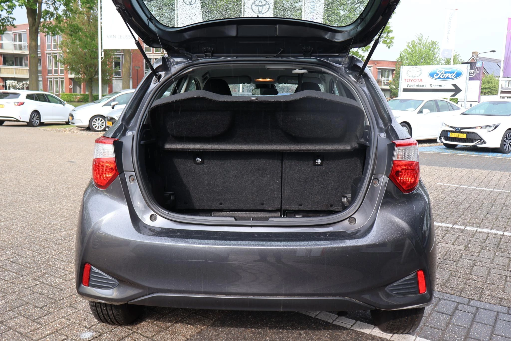 Hoofdafbeelding Toyota Yaris