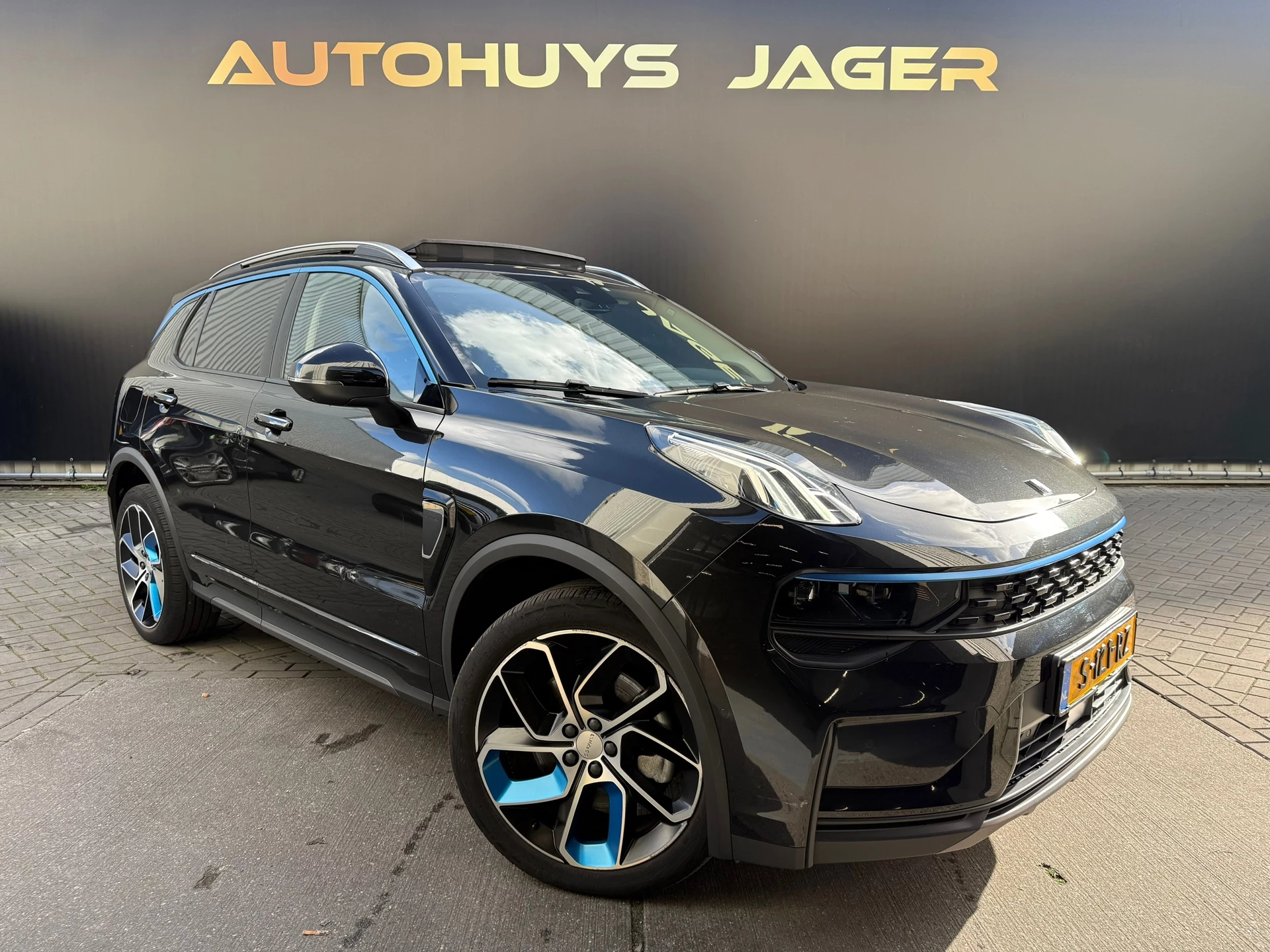 Hoofdafbeelding Lynk & Co 01