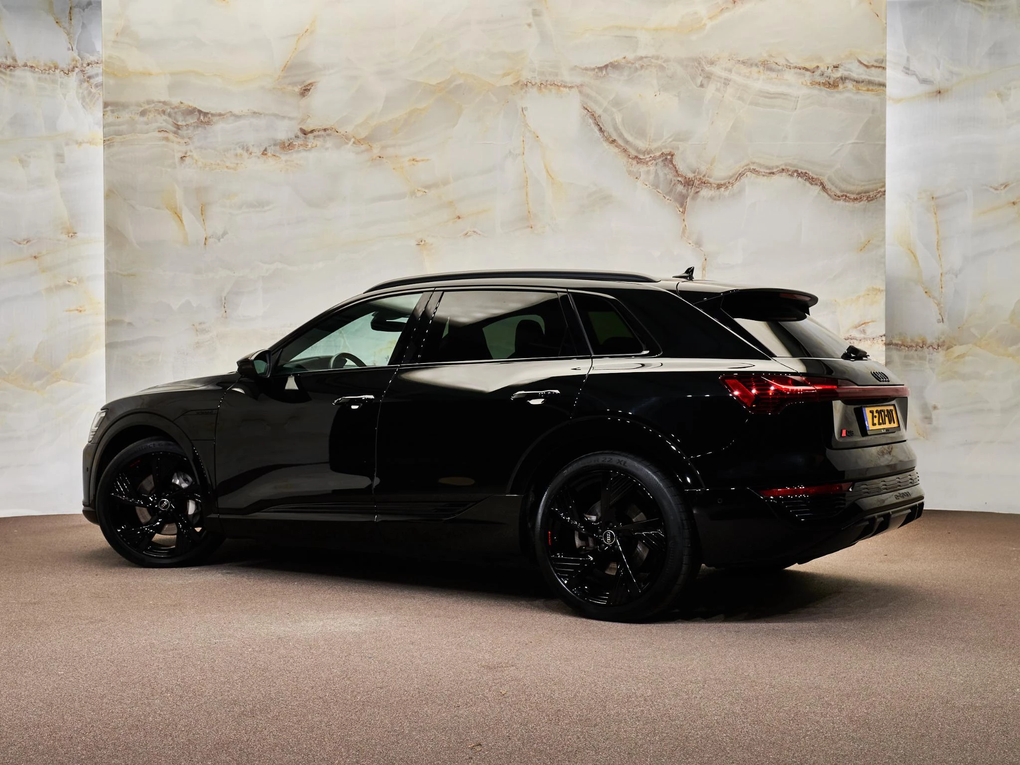 Hoofdafbeelding Audi Q8 e-tron