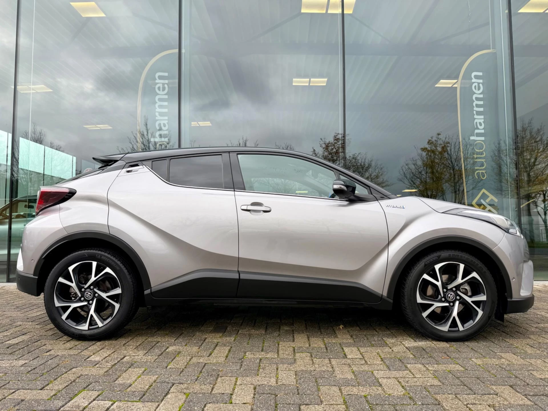 Hoofdafbeelding Toyota C-HR