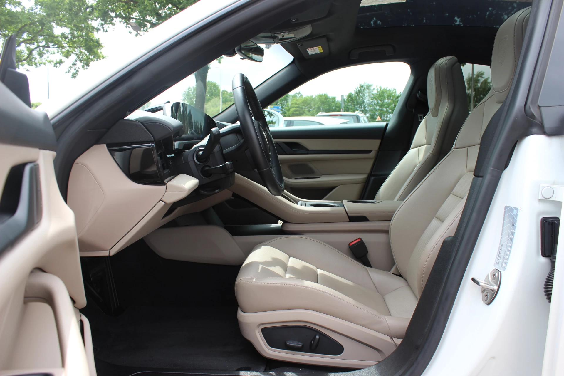 Hoofdafbeelding Porsche Taycan