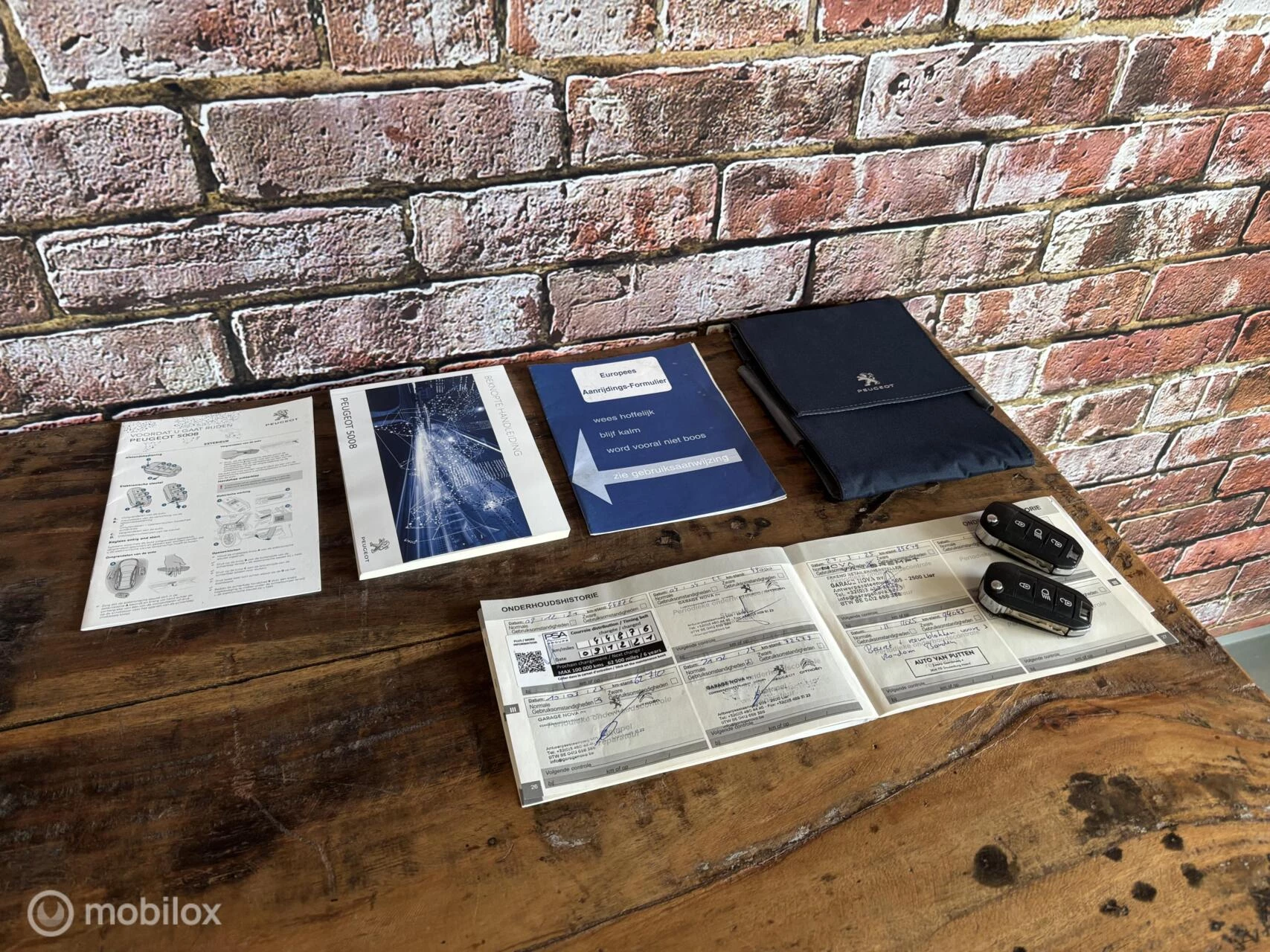 Hoofdafbeelding Peugeot 5008