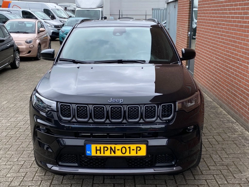 Hoofdafbeelding Jeep Compass