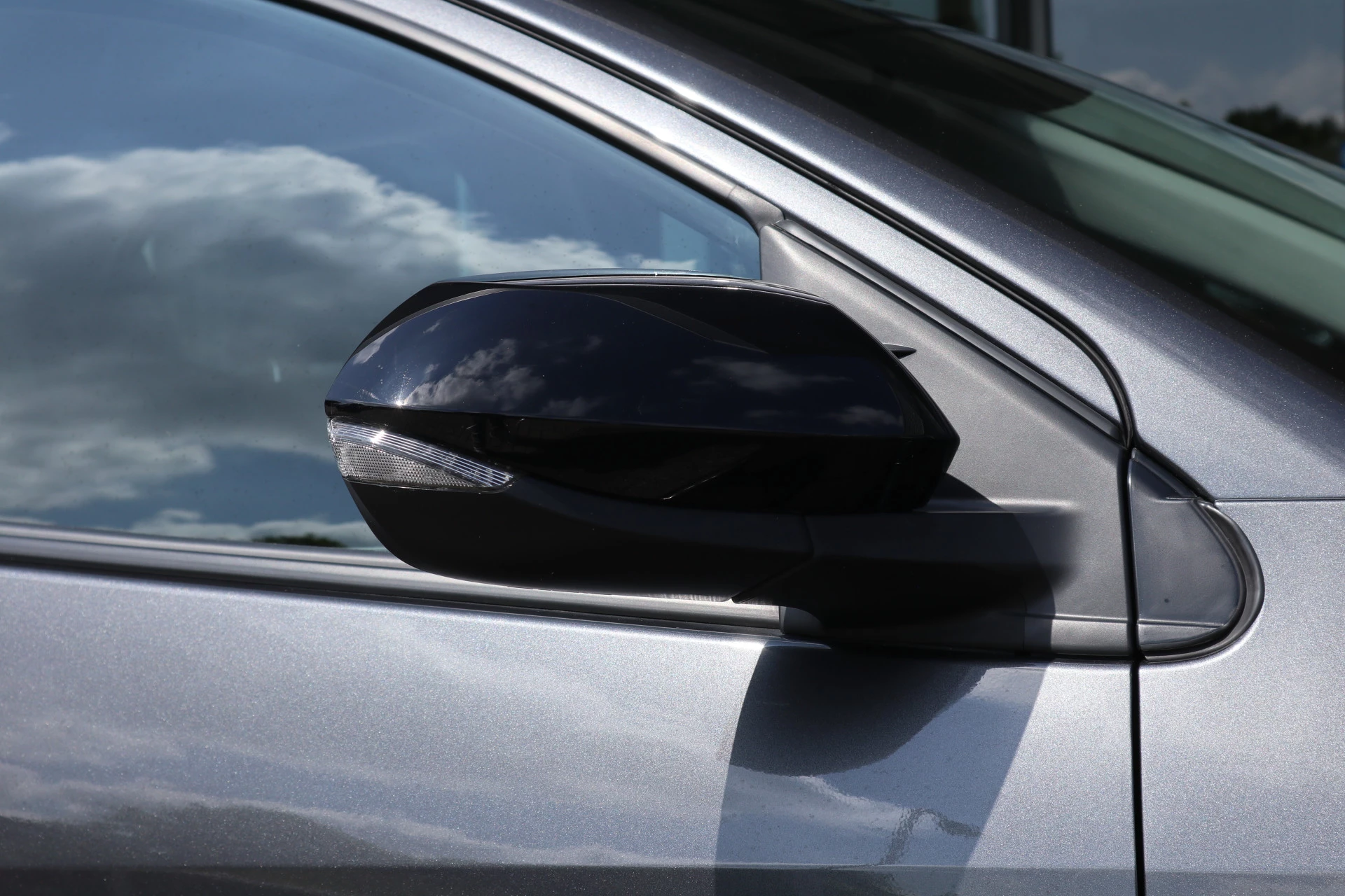 Hoofdafbeelding Mazda 2 Hybrid