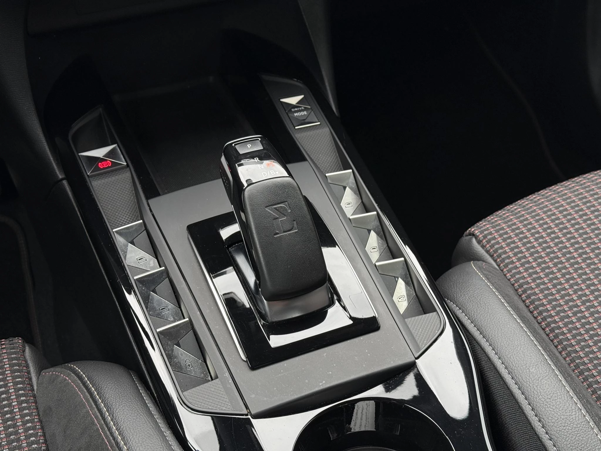 Hoofdafbeelding DS DS 3