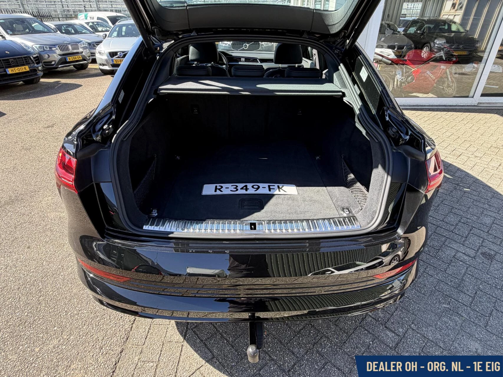 Hoofdafbeelding Audi e-tron