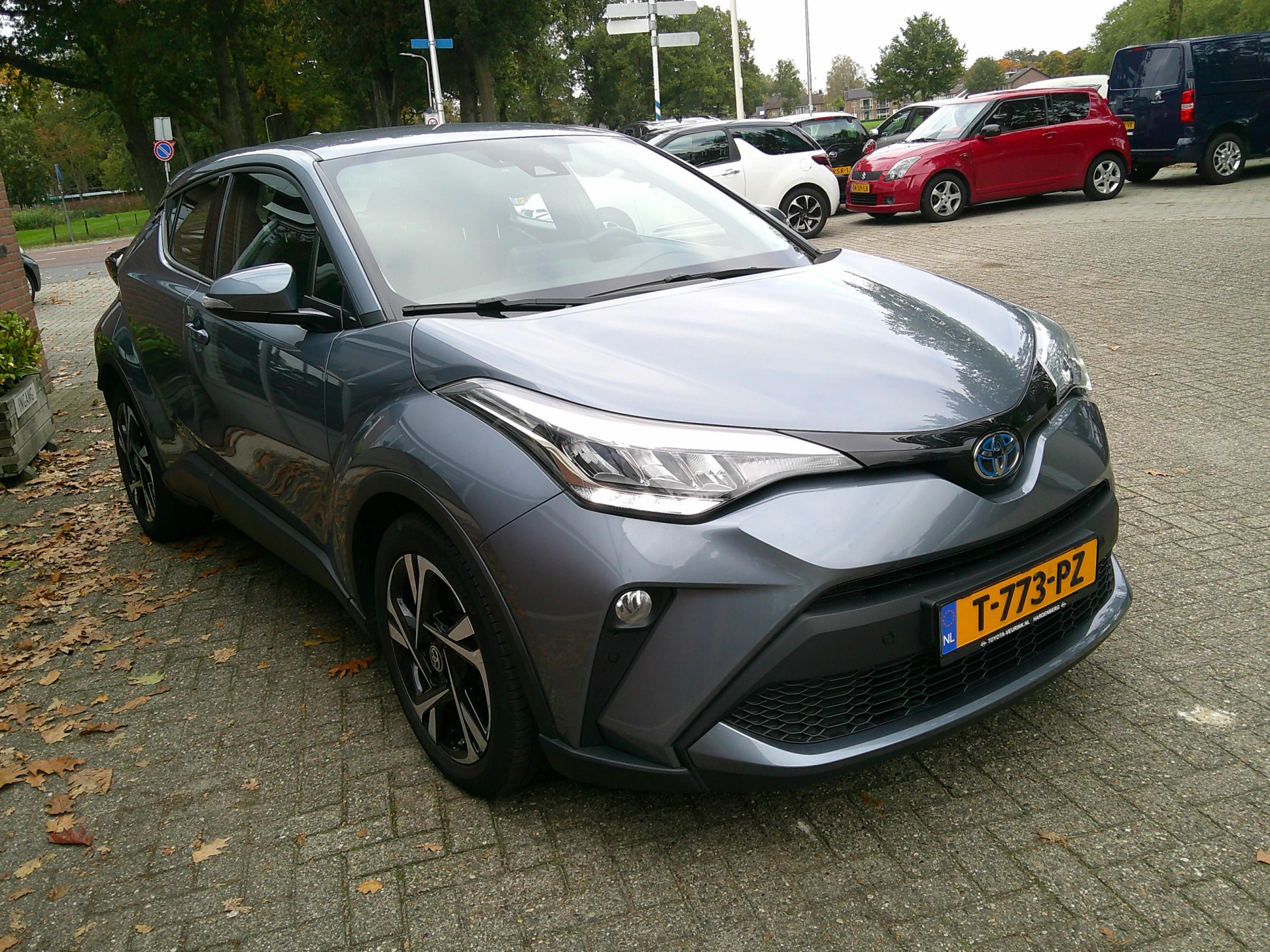 Hoofdafbeelding Toyota C-HR
