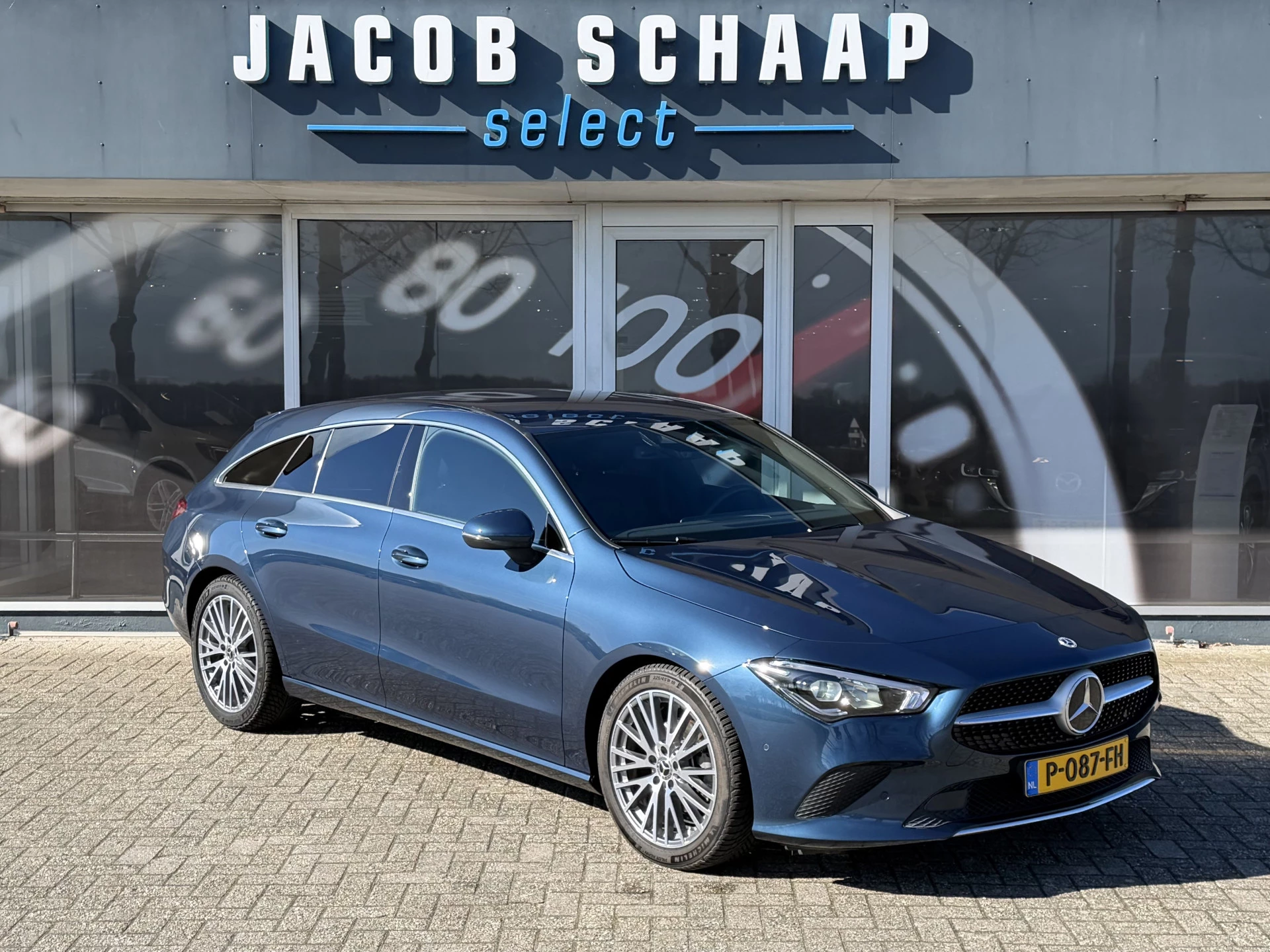 Hoofdafbeelding Mercedes-Benz CLA