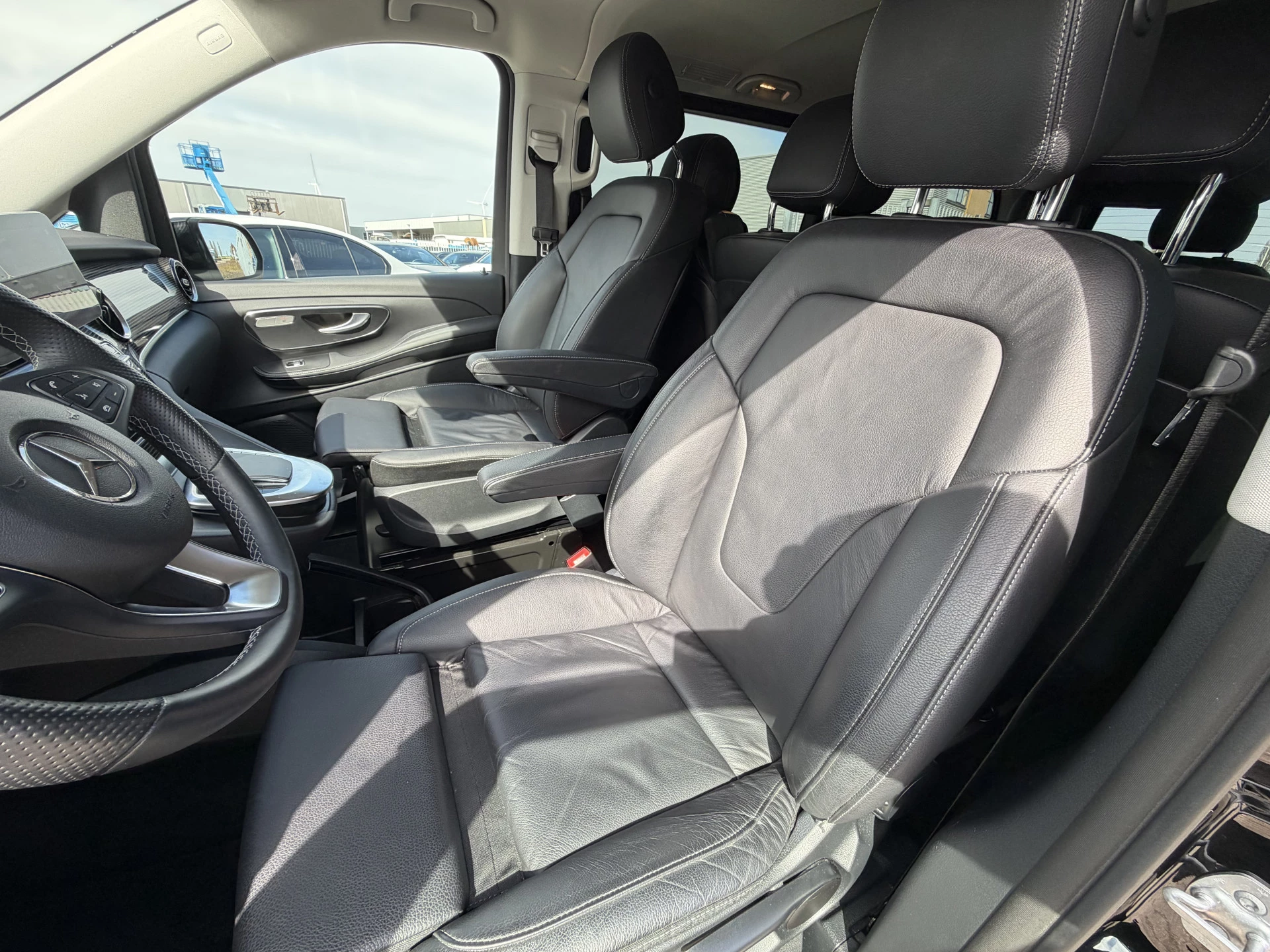 Hoofdafbeelding Mercedes-Benz EQV