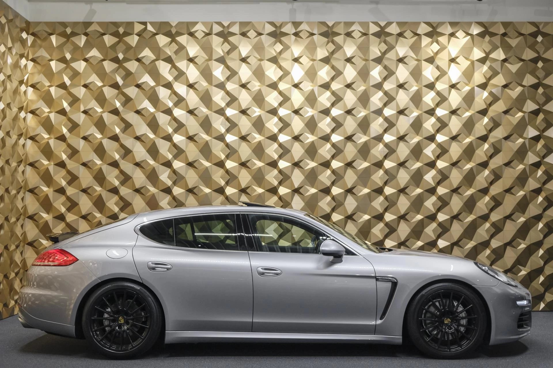 Hoofdafbeelding Porsche Panamera