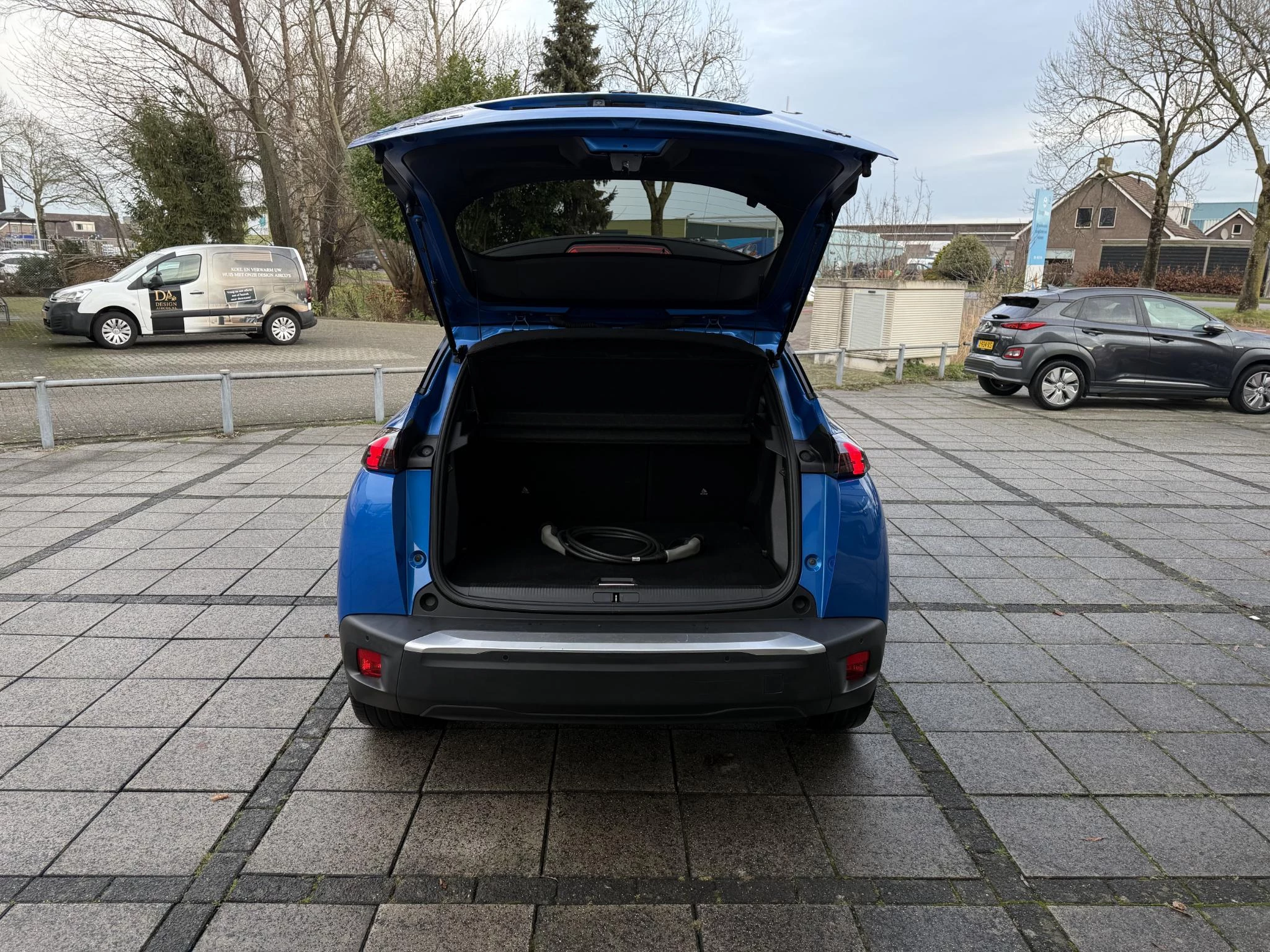 Hoofdafbeelding Peugeot e-2008