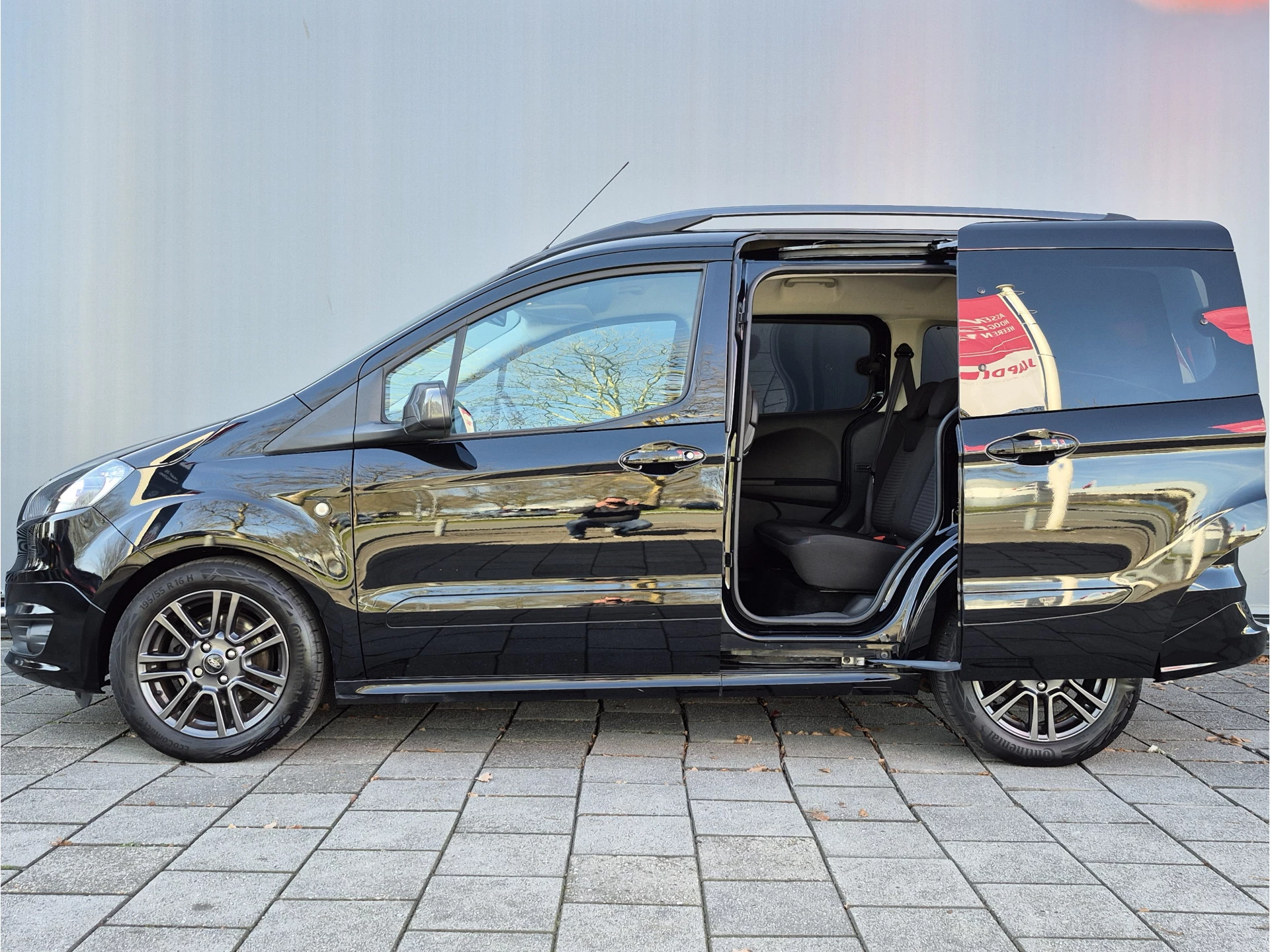 Hoofdafbeelding Ford Tourneo Courier