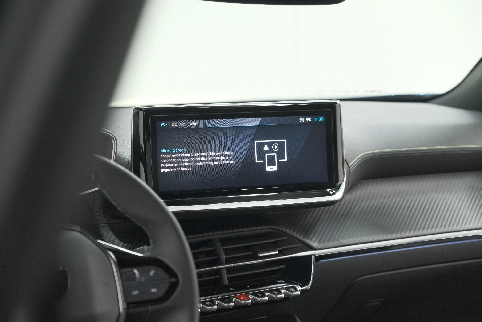 Hoofdafbeelding Peugeot e-2008