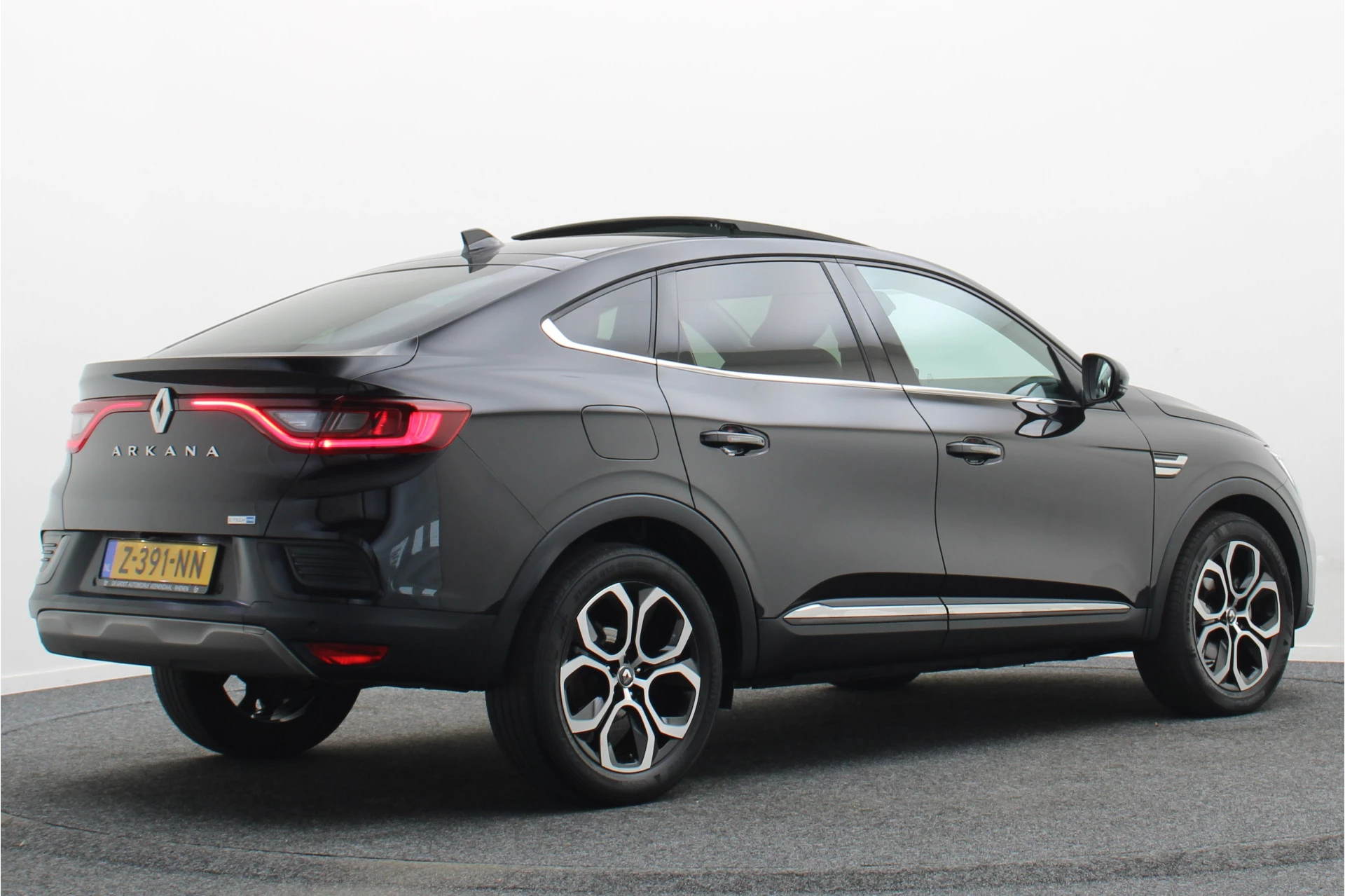 Hoofdafbeelding Renault Arkana