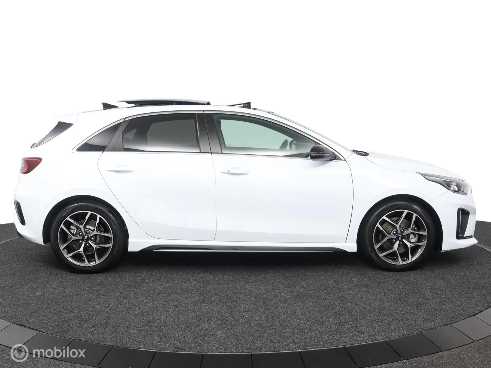 Hoofdafbeelding Kia Ceed