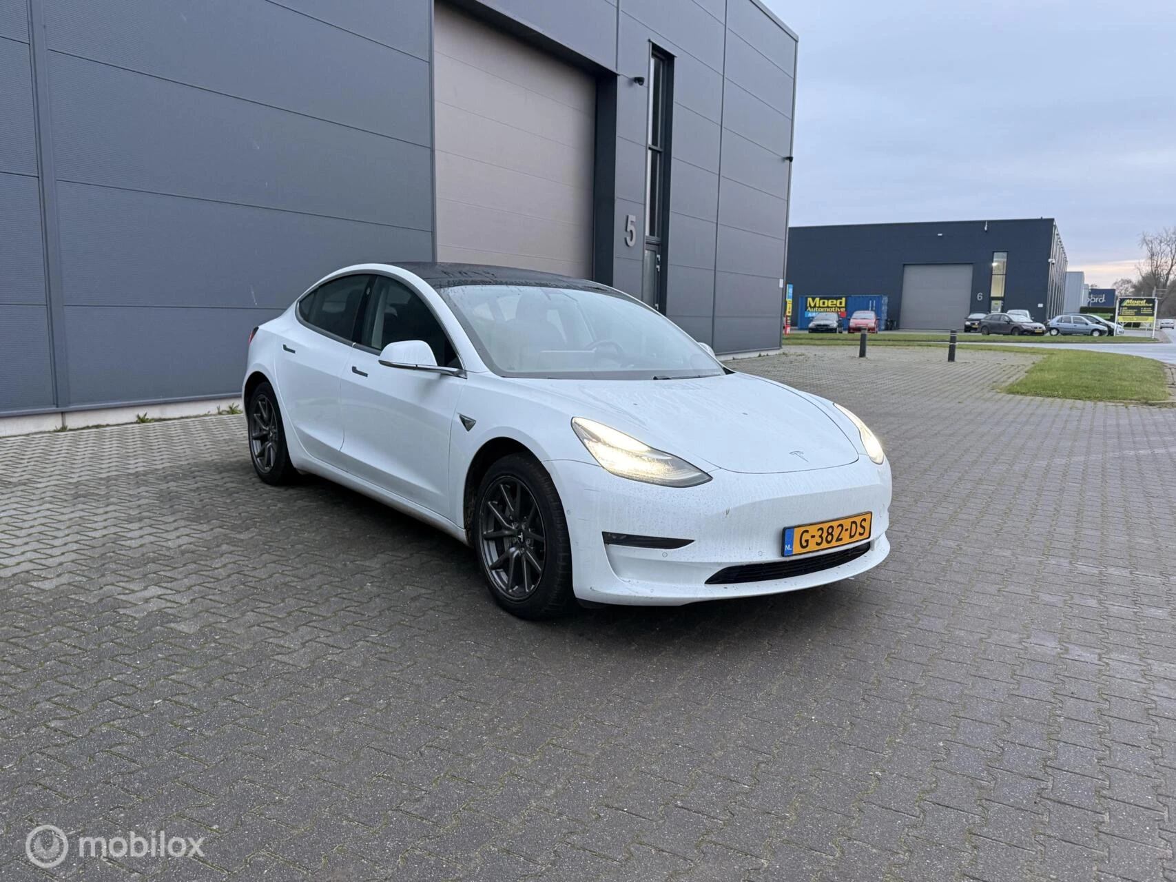 Hoofdafbeelding Tesla Model 3