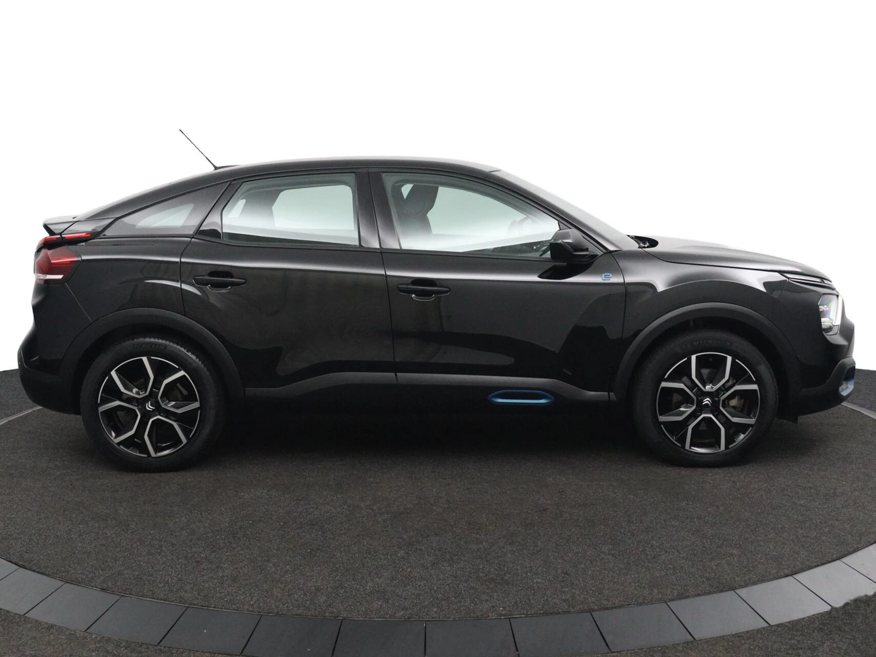 Hoofdafbeelding Citroën ë-C4