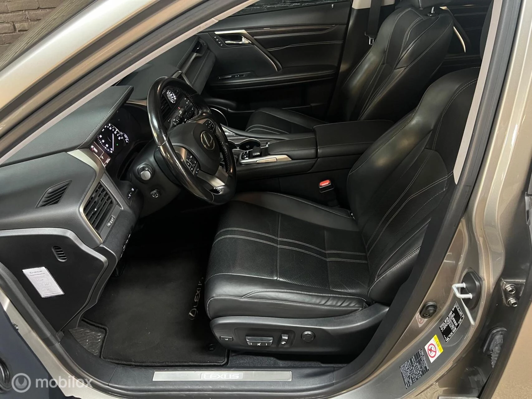 Hoofdafbeelding Lexus RX