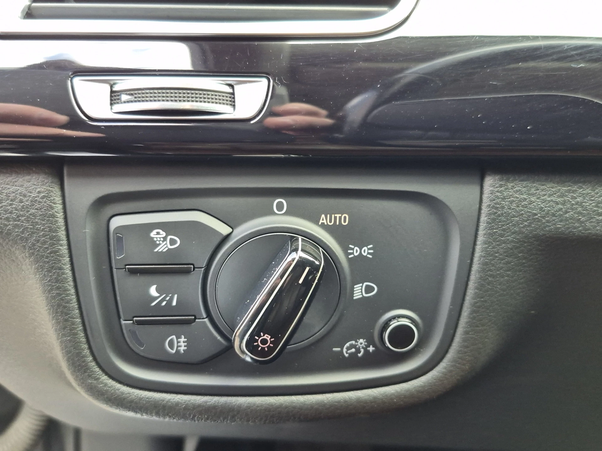 Hoofdafbeelding Audi A8