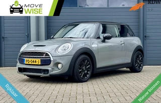 Hoofdafbeelding MINI Cooper S Mini  COOPER S 2.0-192pk Pepper Serious Business | LAGE KM NAP! | Nardo Kleur | Cruise | PDC |