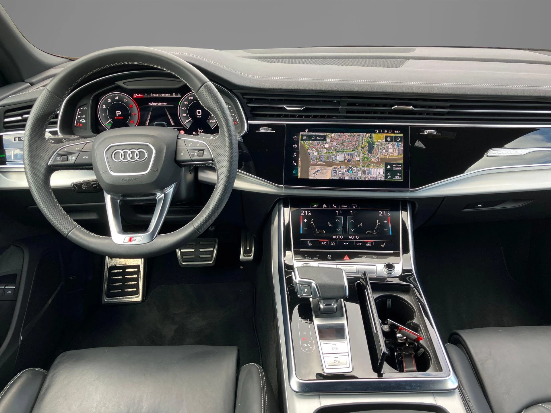 Hoofdafbeelding Audi Q8