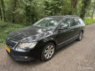 Skoda Superb Combi 1.6 TDI export/handel lees tekst