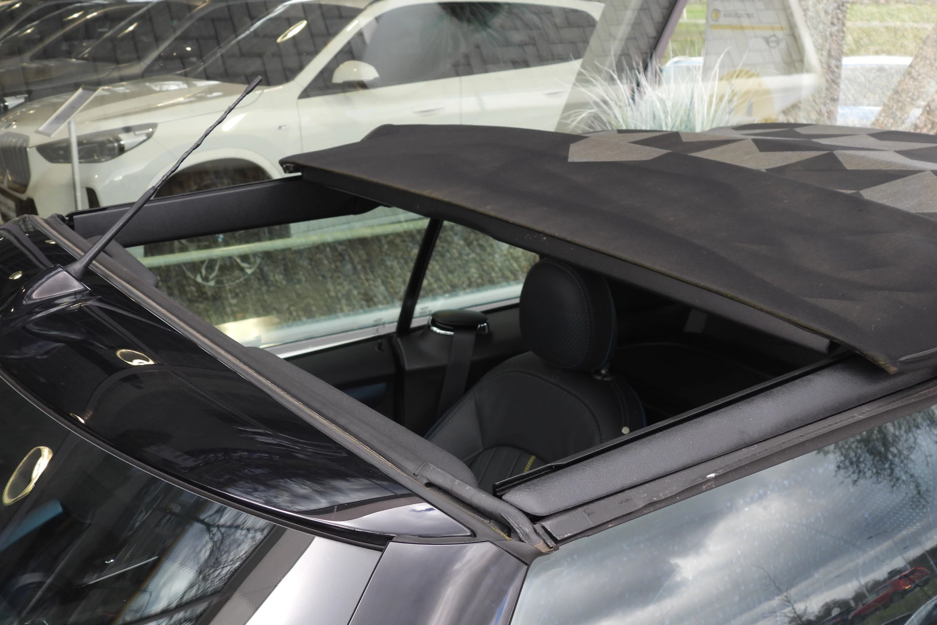 Hoofdafbeelding MINI Cooper Cabrio