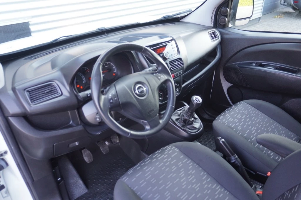 Hoofdafbeelding Opel Combo