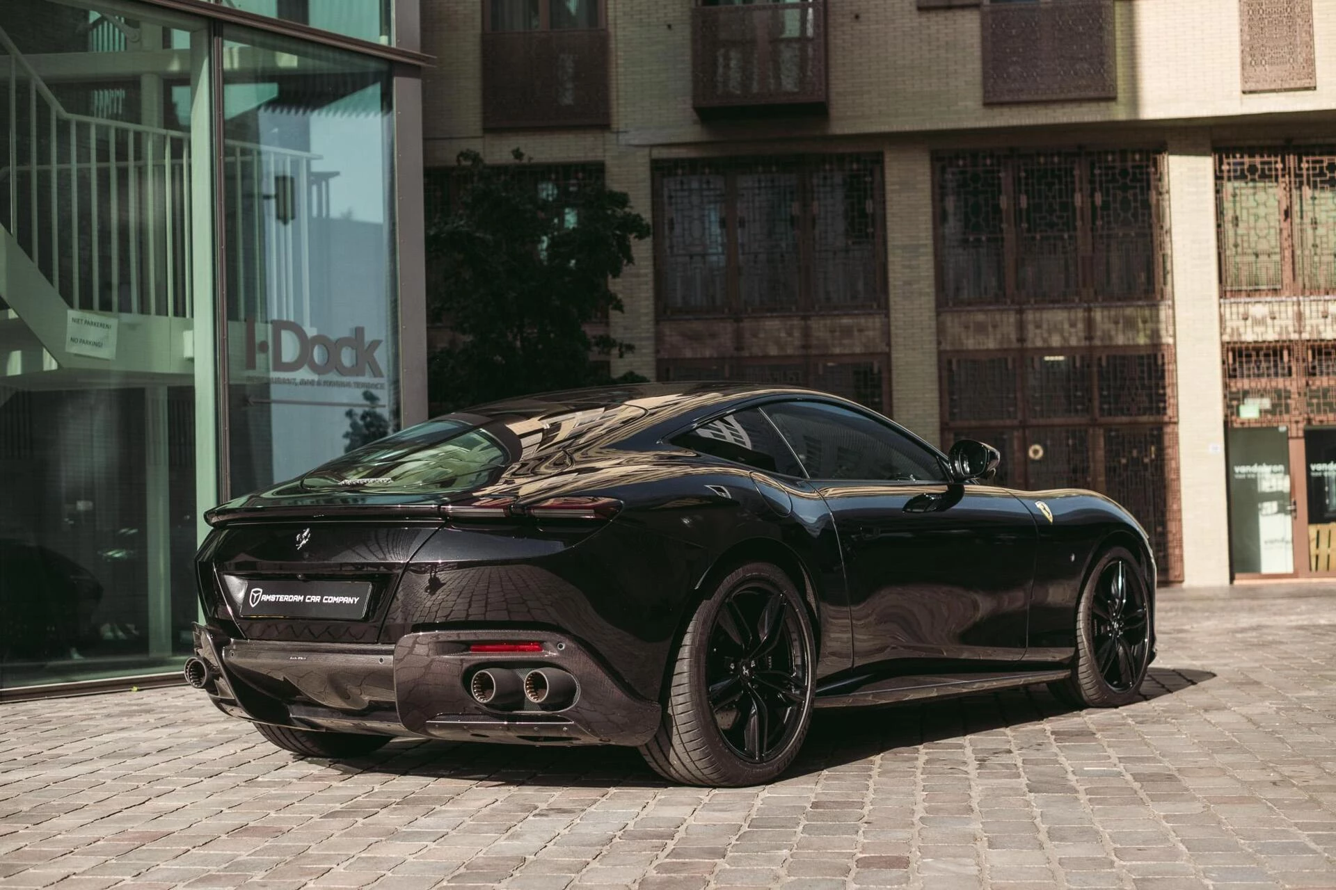 Hoofdafbeelding Ferrari Roma