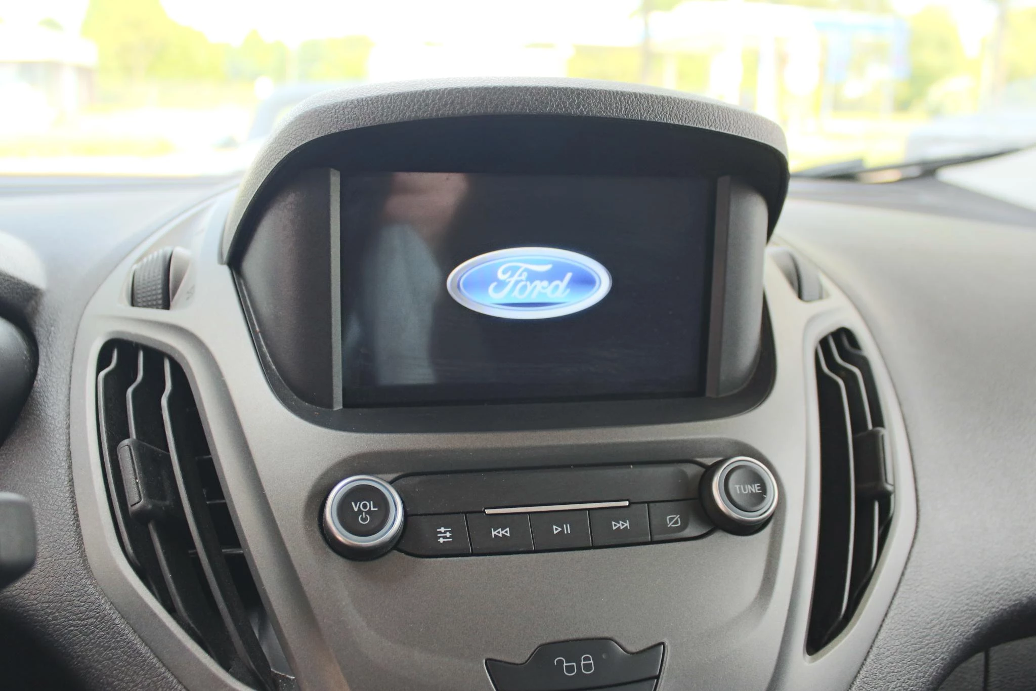 Hoofdafbeelding Ford Transit Courier